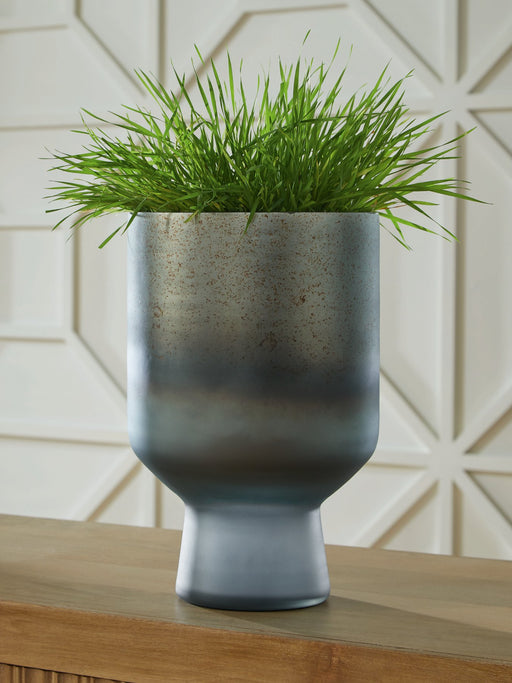 Pennmore Vase -  Chapter 11 Furniture (Lewiston, Maine)