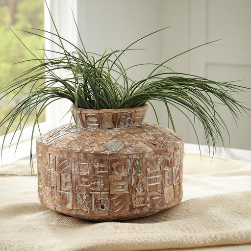 Meltland Vase -  Chapter 11 Furniture (Lewiston, Maine)