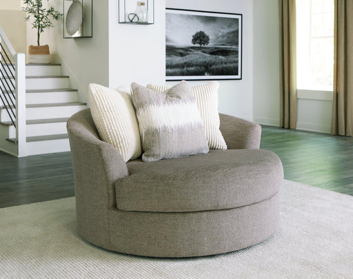 Creswell Oversized Swivel Accent Chair -  Chapter 11 Furniture (Lewiston, Maine)