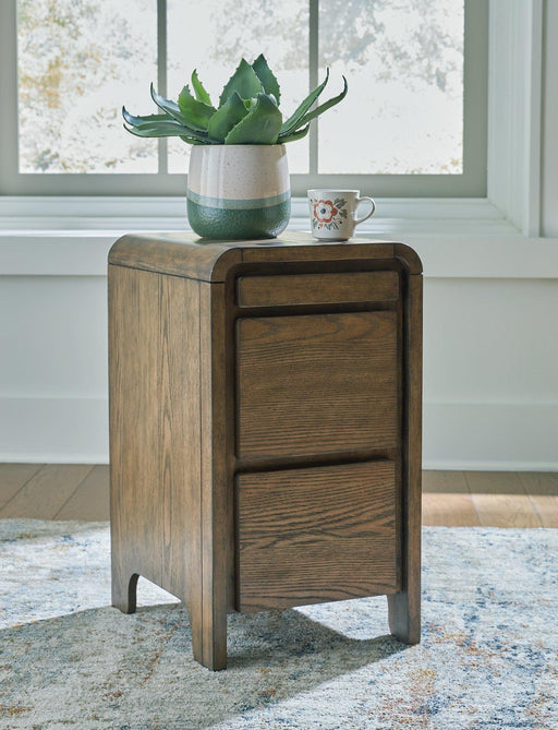 Jensworth Accent Table -  Chapter 11 Furniture (Lewiston, Maine)
