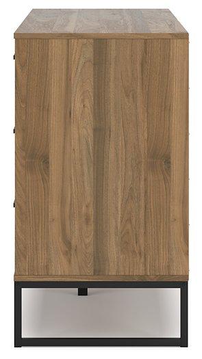 Deanlow Bedroom Package -  Chapter 11 Furniture (Lewiston, Maine)