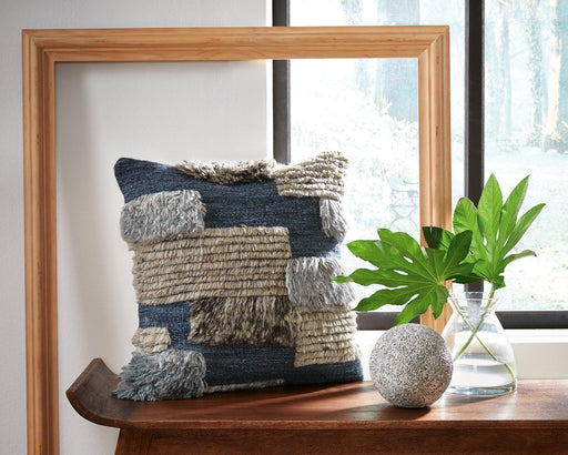 Gibbend Pillow -  Chapter 11 Furniture (Lewiston, Maine)