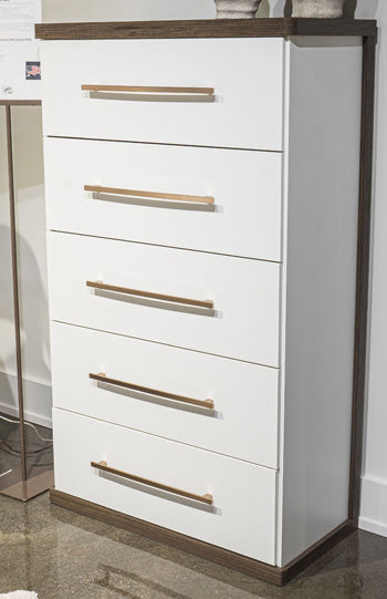 Kendanport Chest of Drawers -  Chapter 11 Furniture (Lewiston, Maine)