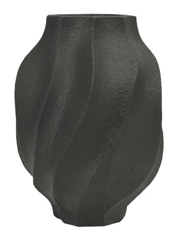 Judworth Vase -  Chapter 11 Furniture (Lewiston, Maine)