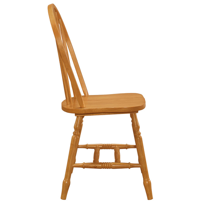 Sunset Trading Selections Windsor Arrowback Dining Chair | Light Oak Finish Solid Wood | Set of 4 Sidechairs
